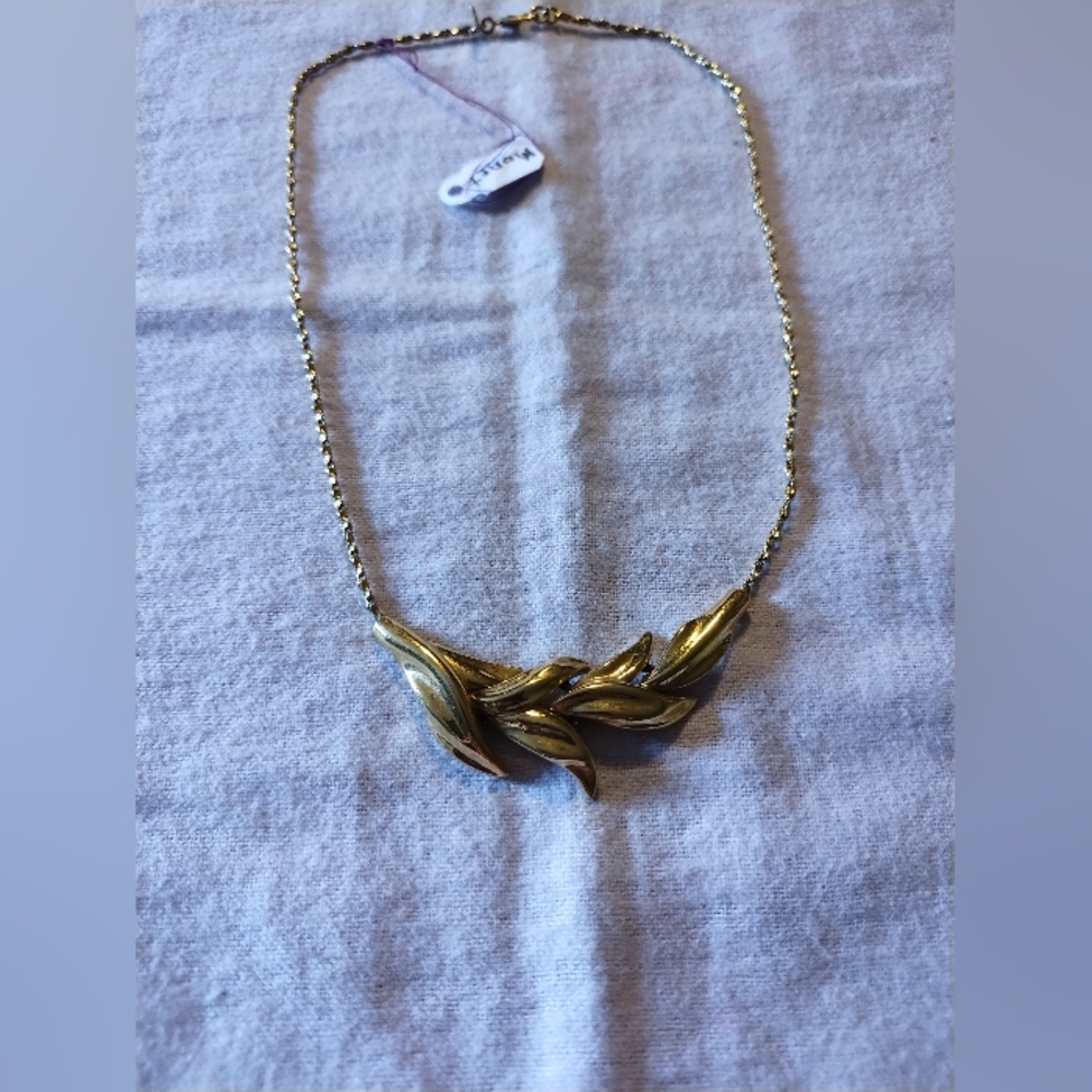 Monet Gold Leaf Necklace